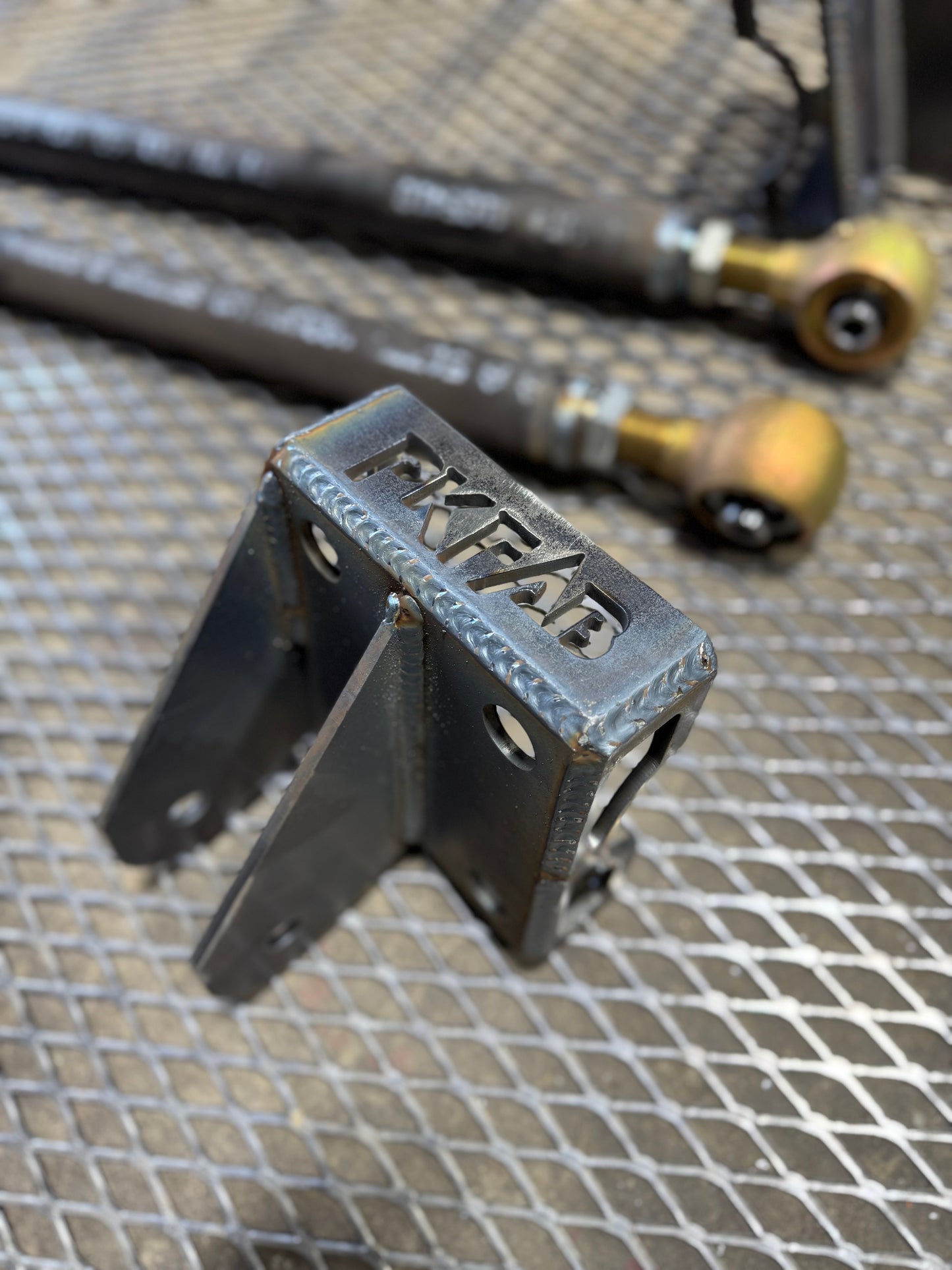 11-25 Ford F250/ F350 Traction Bars