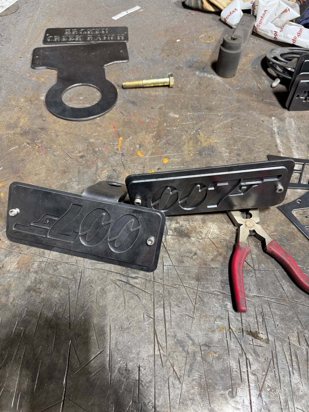 01-10 GM 2500/3500 Shock Overlay