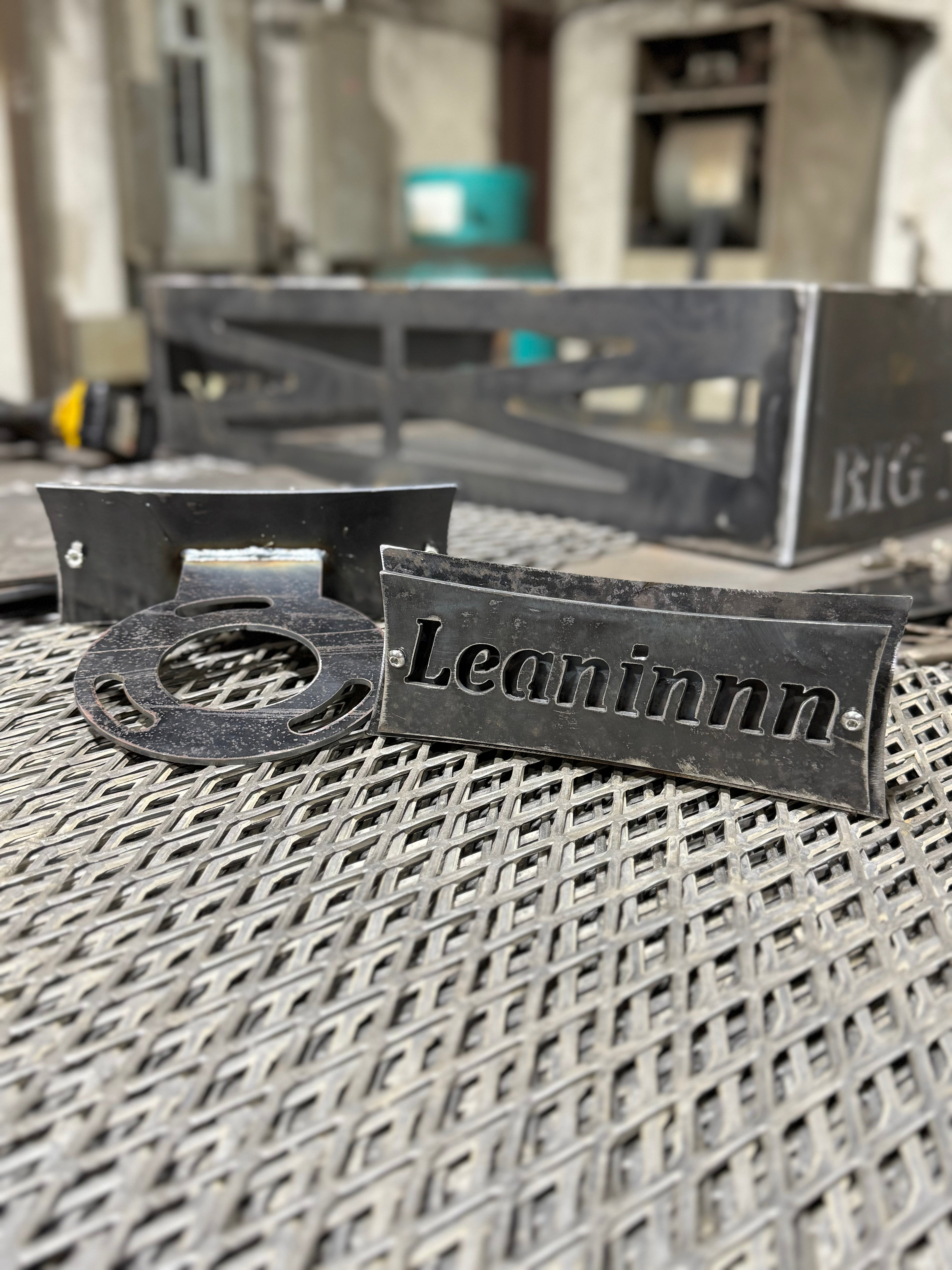 07-24 Chevy Strut Overlay